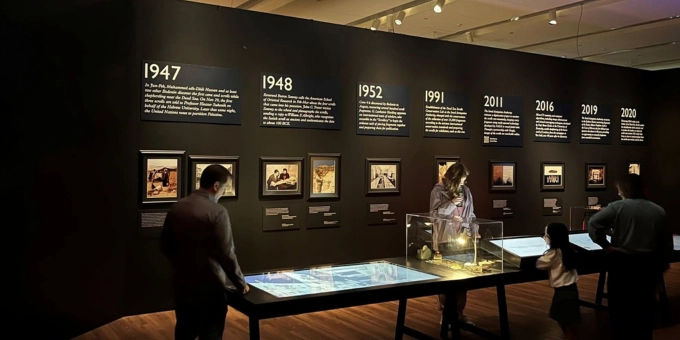 Museum Wall Configuration Ideas for Flexible and Immersive Exhibitions 2 Linear Wall Configurations for Chronological Exhibitions